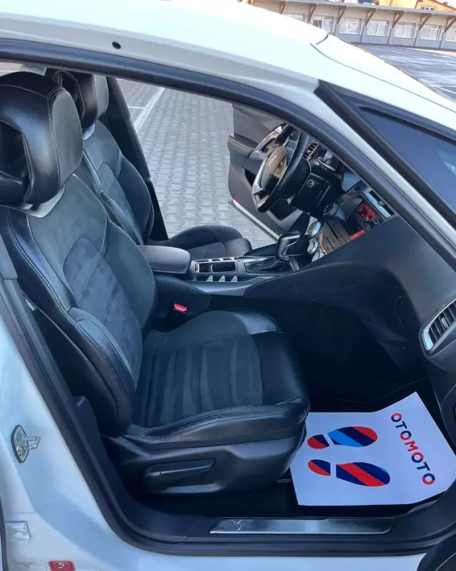 CITROËN DS5 2.0 HDi SoChic