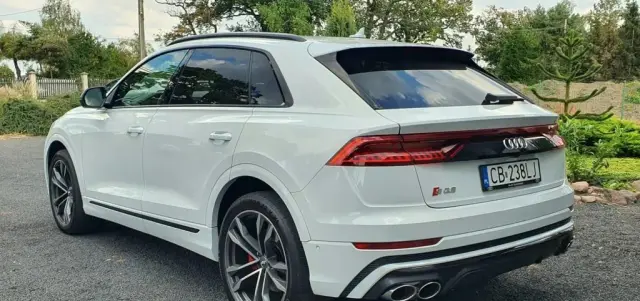 AUDI SQ8 