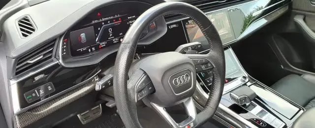 AUDI SQ8 