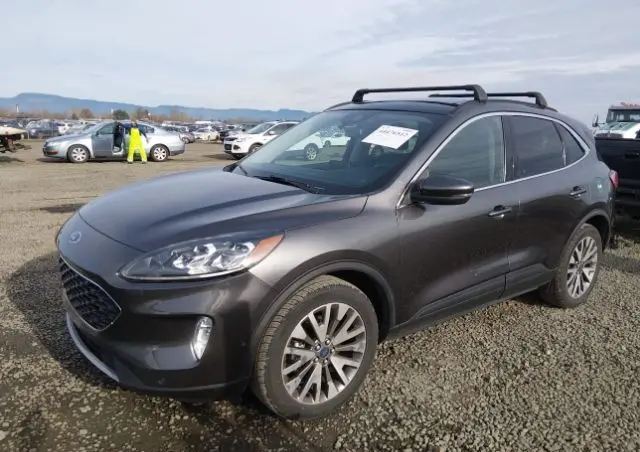 FORD Escape 2.0 EcoBoost AWD Titanium