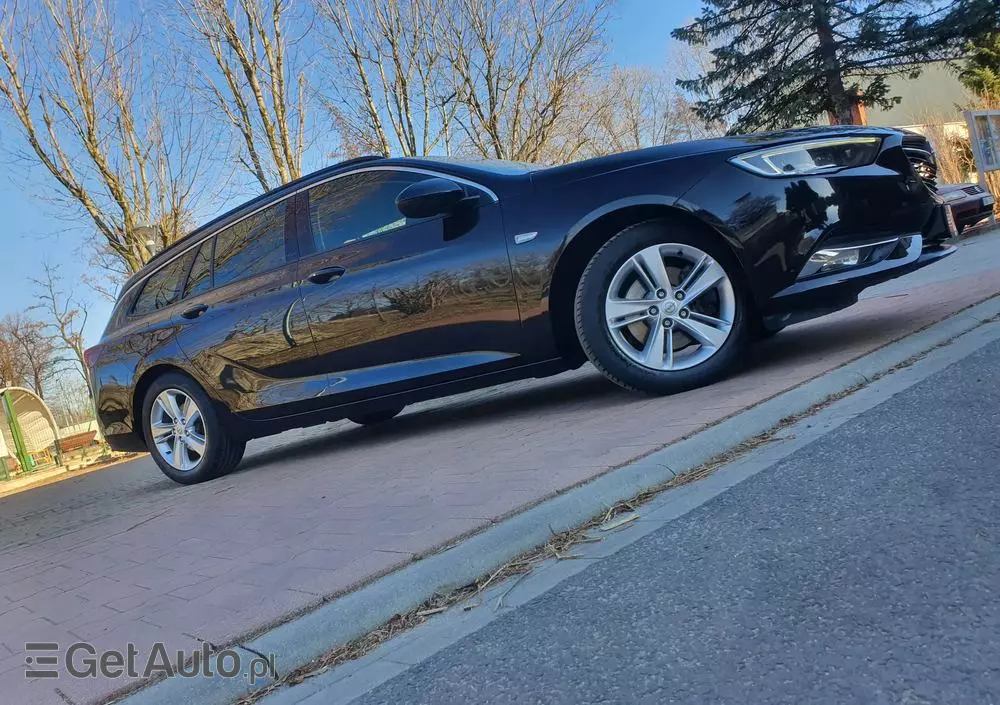 OPEL Insignia 2.0 CDTI Sports Tourer ecoFLEXStart/Stop Edition
