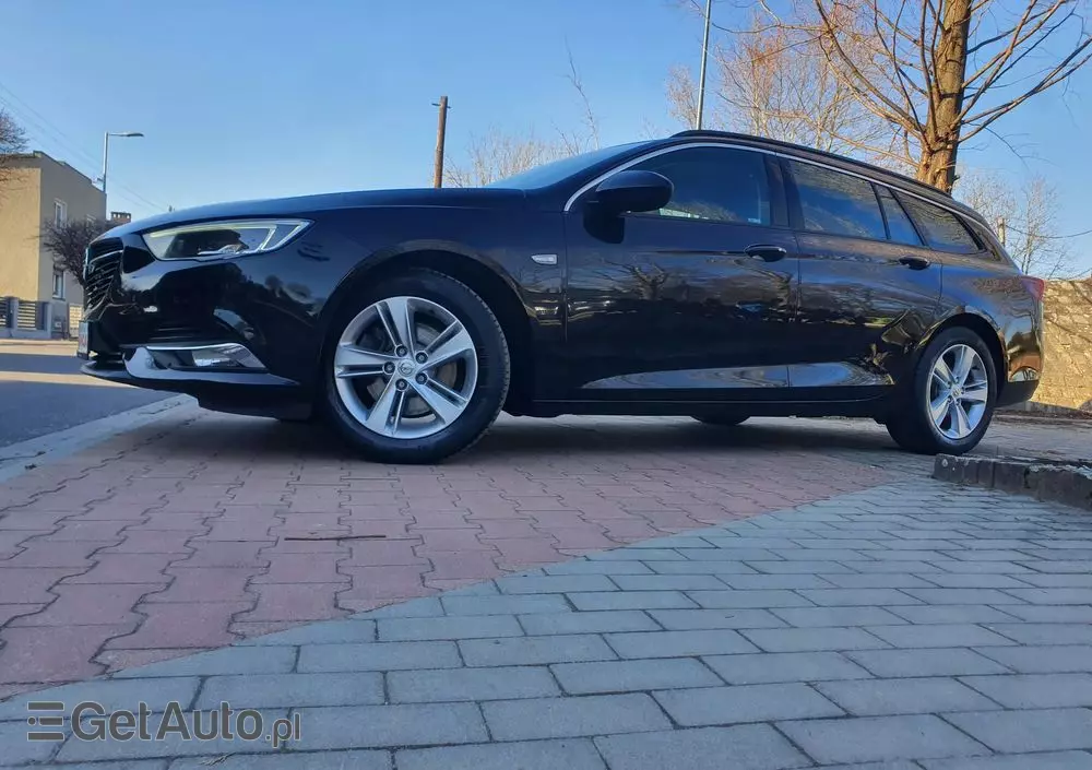 OPEL Insignia 2.0 CDTI Sports Tourer ecoFLEXStart/Stop Edition