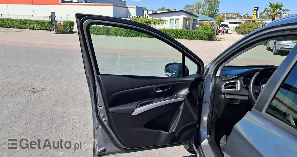 SUZUKI SX4 S-Cross 1.6 VVT CVT 4x2 Comfort+