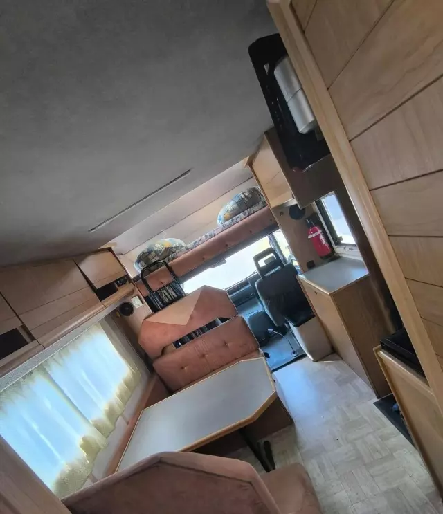 MERCEDES-BENZ MB 100 