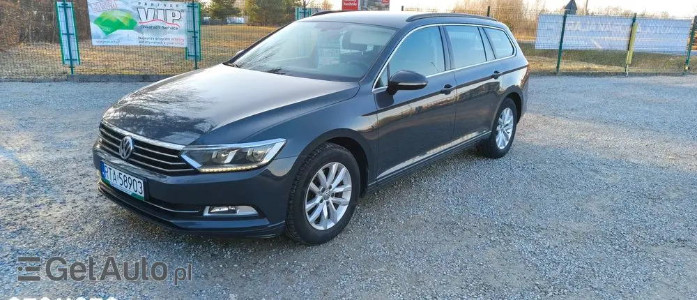 VOLKSWAGEN Passat 2.0 TDI SCR DSG Comfortline