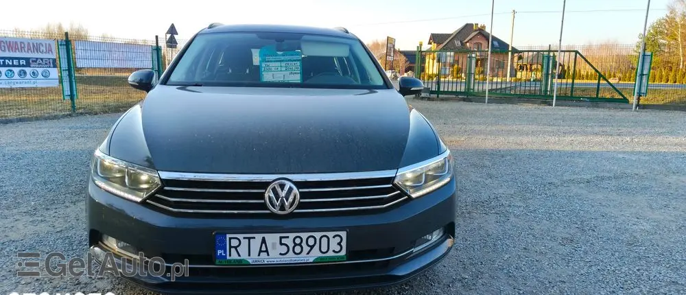 VOLKSWAGEN Passat 2.0 TDI SCR DSG Comfortline