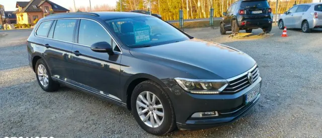 VOLKSWAGEN Passat 2.0 TDI SCR DSG Comfortline