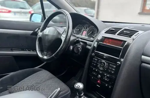 PEUGEOT 407 