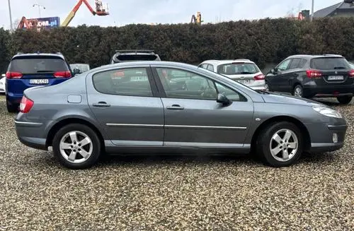 PEUGEOT 407 