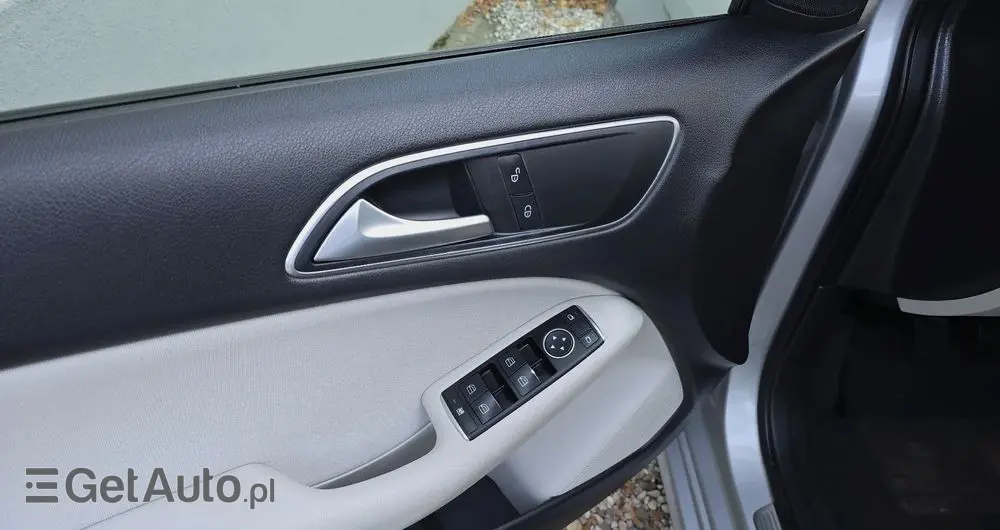 MERCEDES-BENZ Klasa B 200 CDI (BlueEFFICIENCY)