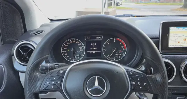 MERCEDES-BENZ Klasa B 200 CDI (BlueEFFICIENCY)