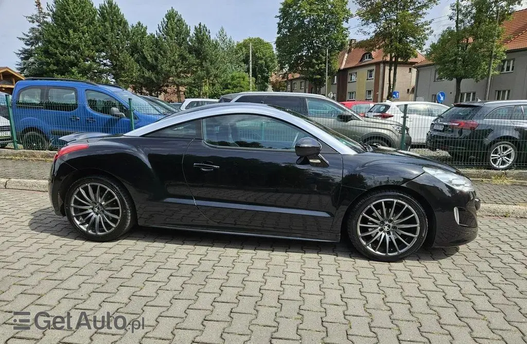 PEUGEOT RCZ 