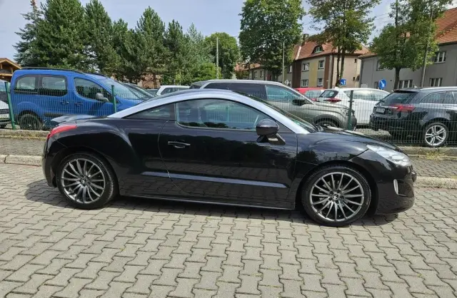 PEUGEOT RCZ 