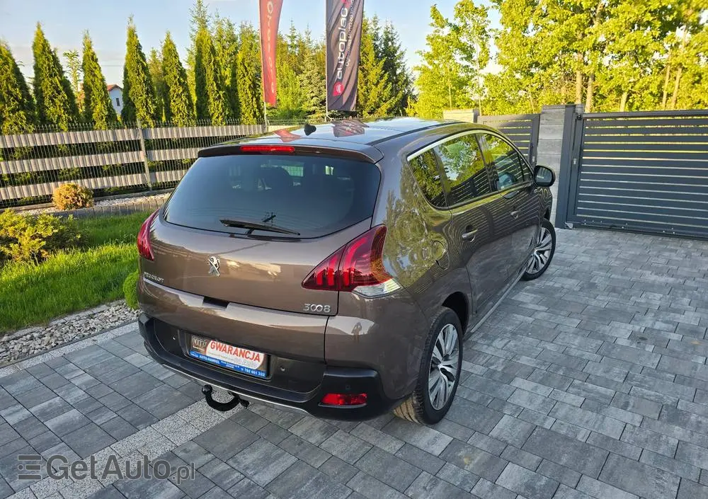 PEUGEOT 3008 155 THP Automatik Allure