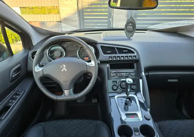 PEUGEOT 3008 155 THP Automatik Allure