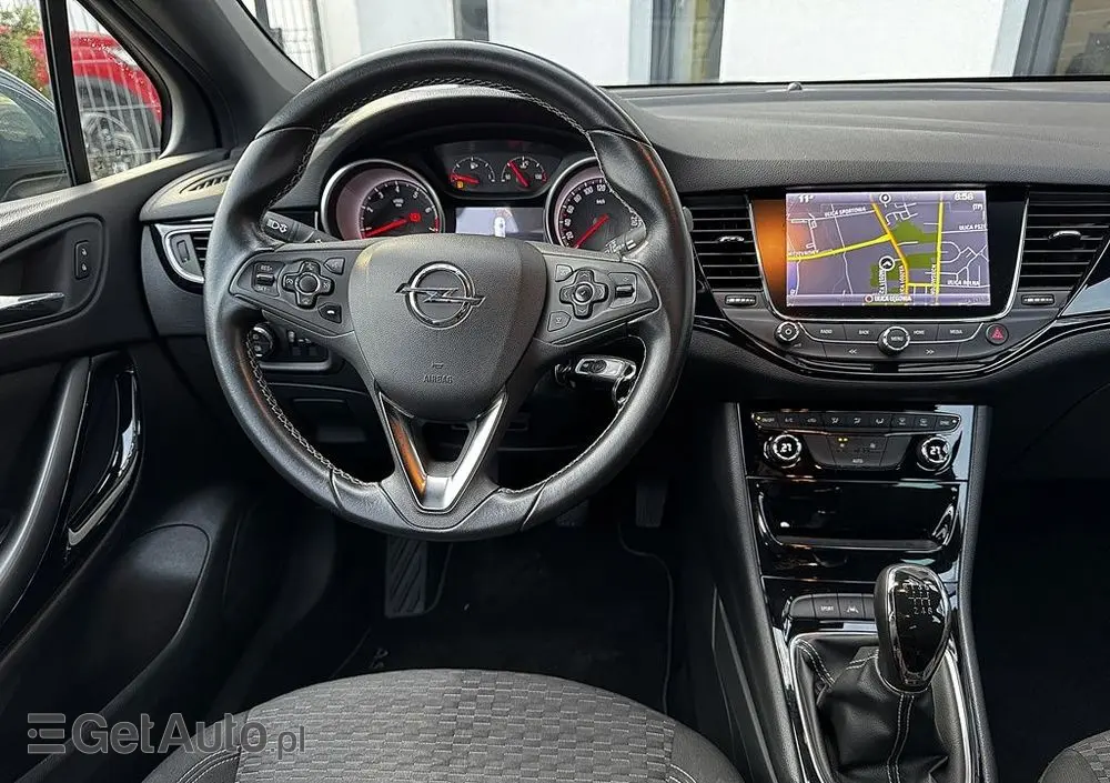 OPEL Astra 1.4 T Dynamic