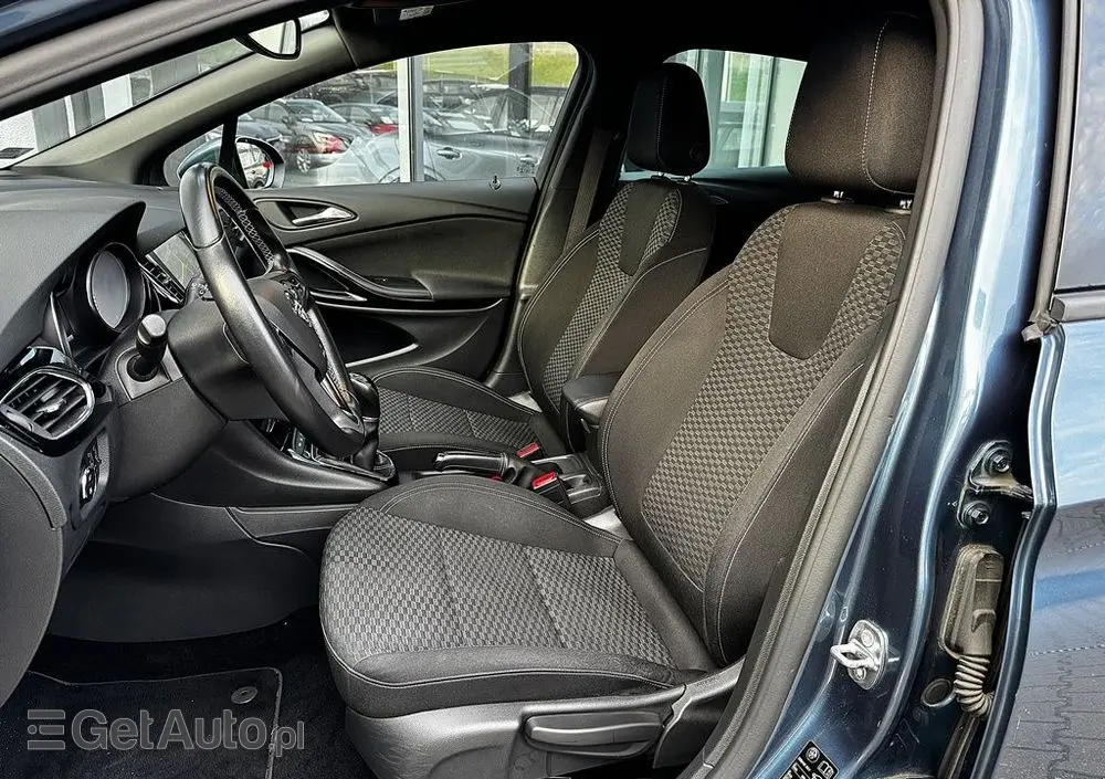 OPEL Astra 1.4 T Dynamic