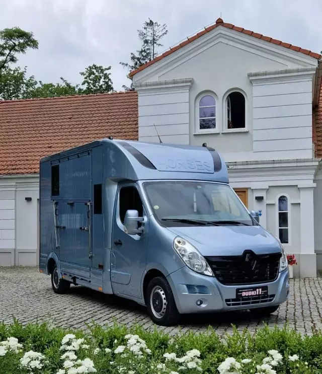 RENAULT Master 