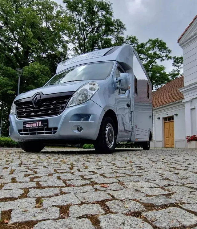 RENAULT Master 