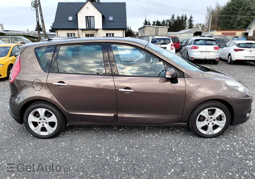 RENAULT Scenic 2.0 16V 140 CVT Dynamique