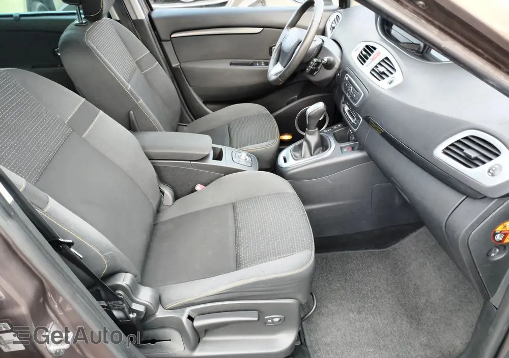 RENAULT Scenic 2.0 16V 140 CVT Dynamique