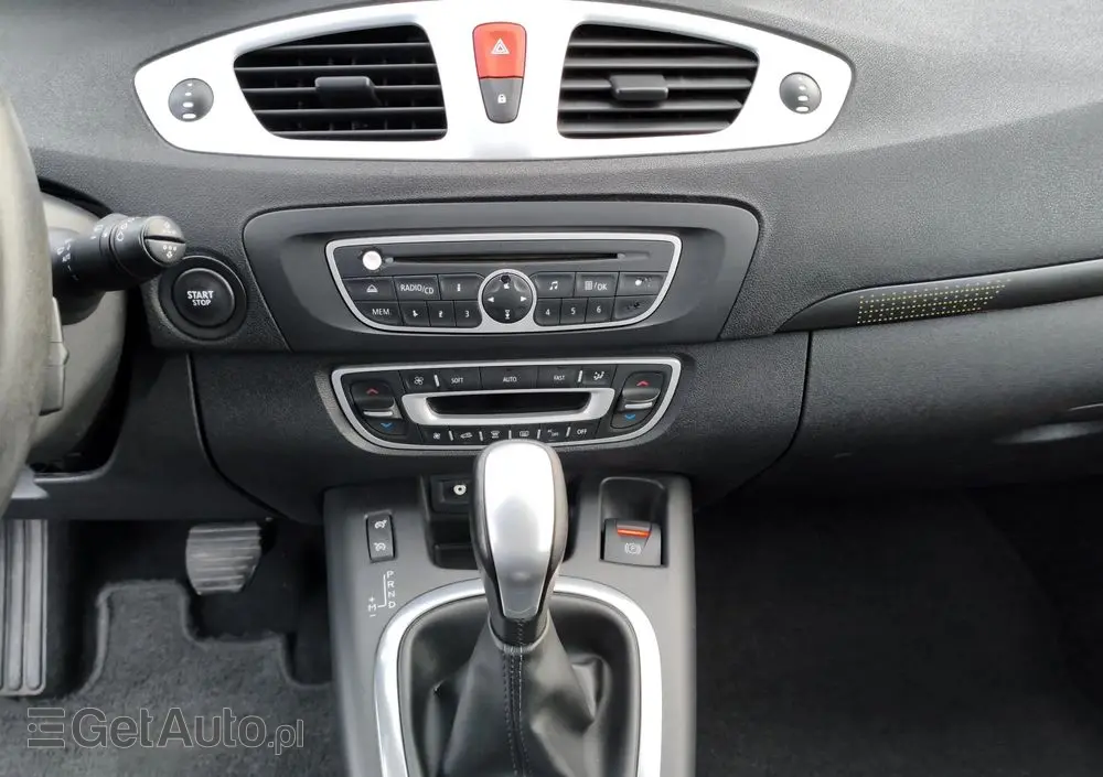 RENAULT Scenic 2.0 16V 140 CVT Dynamique