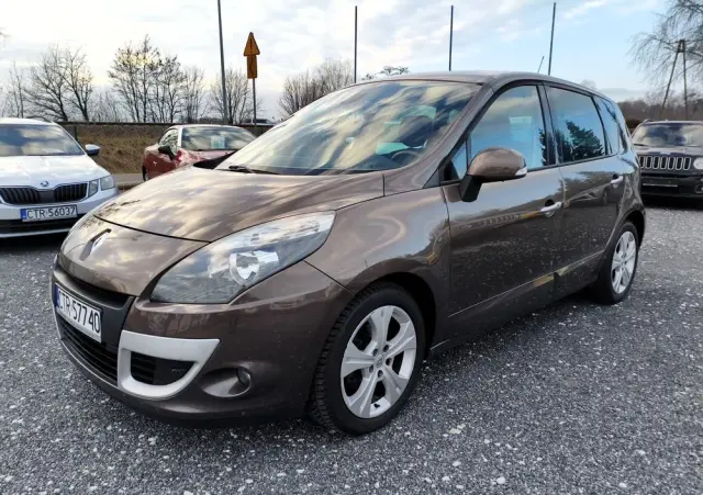 RENAULT Scenic 2.0 16V 140 CVT Dynamique