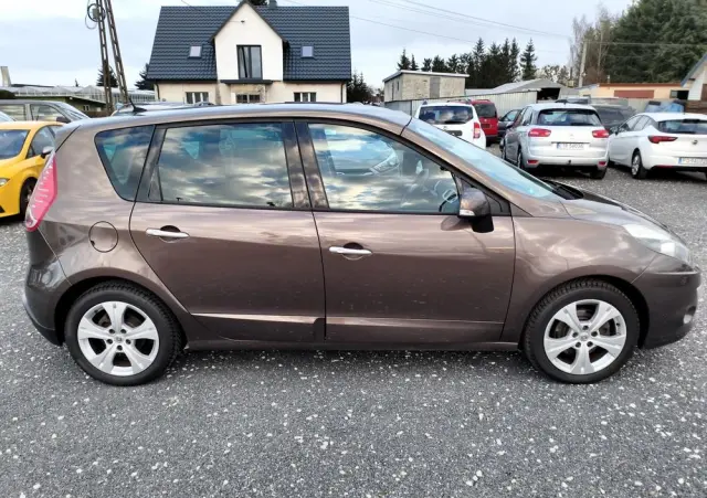 RENAULT Scenic 2.0 16V 140 CVT Dynamique