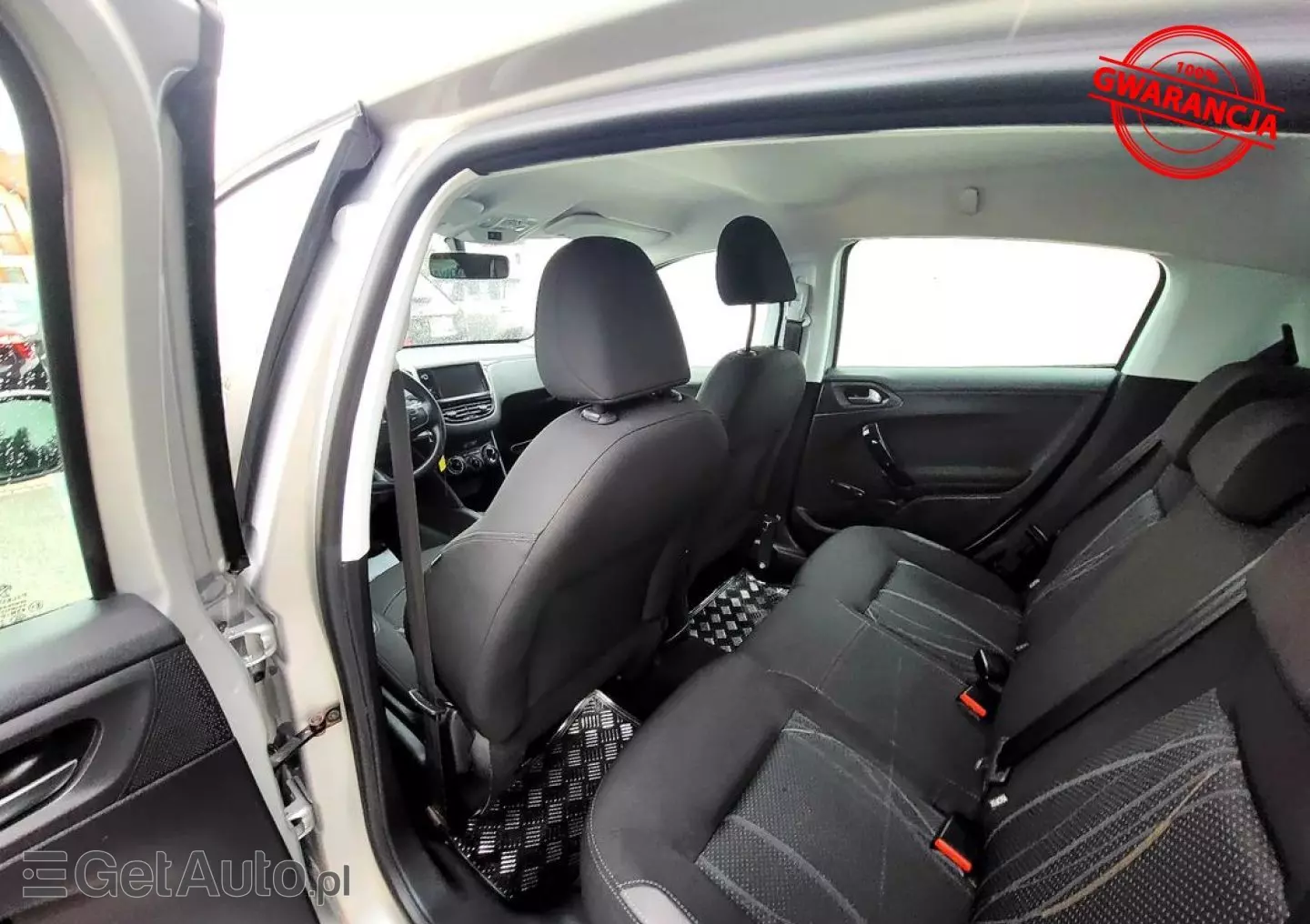 PEUGEOT 208 1.2 VTi Active Pack