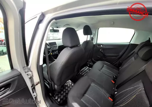 PEUGEOT 208 1.2 VTi Active Pack