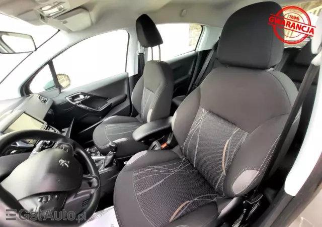PEUGEOT 208 1.2 VTi Active Pack