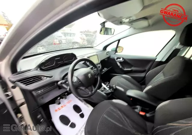 PEUGEOT 208 1.2 VTi Active Pack