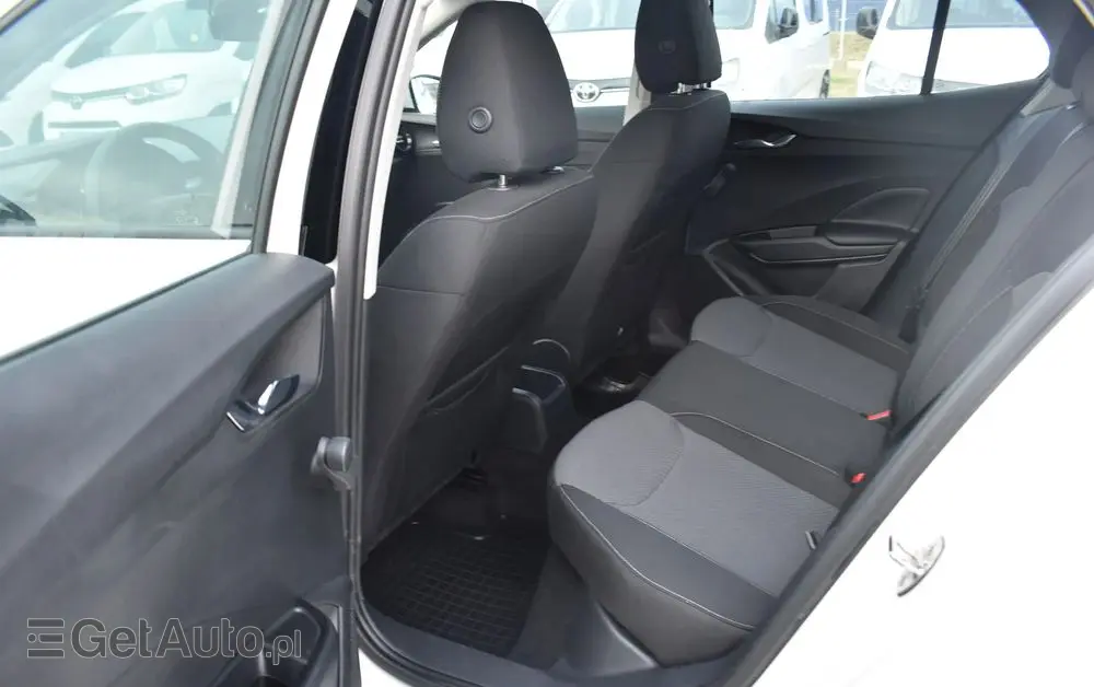 SKODA Fabia 1.0 Ambition