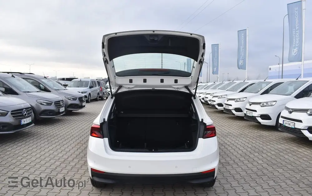 SKODA Fabia 1.0 Ambition