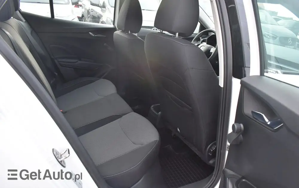 SKODA Fabia 1.0 Ambition