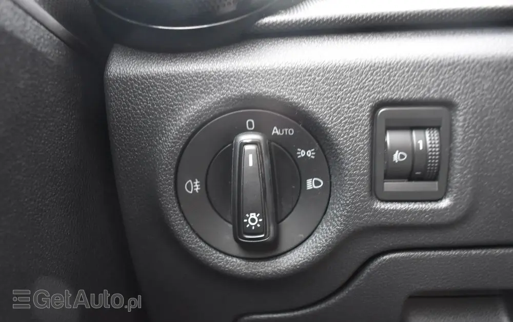 SKODA Fabia 1.0 Ambition