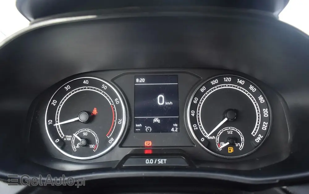 SKODA Fabia 1.0 Ambition