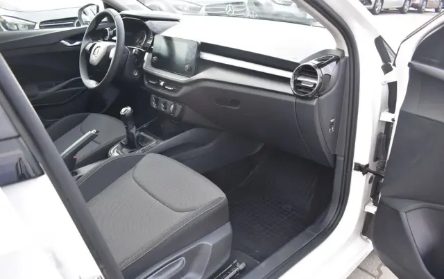 SKODA Fabia 1.0 Ambition