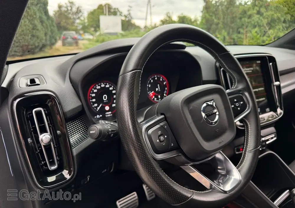 VOLVO XC 40 B4 B Geartronic RDesign