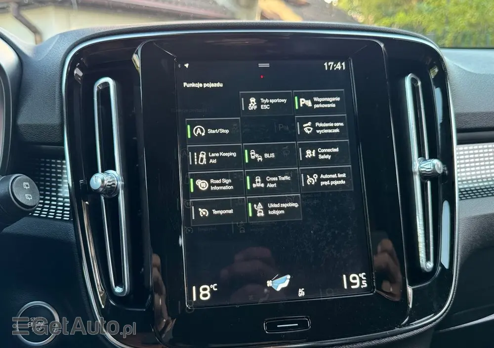 VOLVO XC 40 B4 B Geartronic RDesign