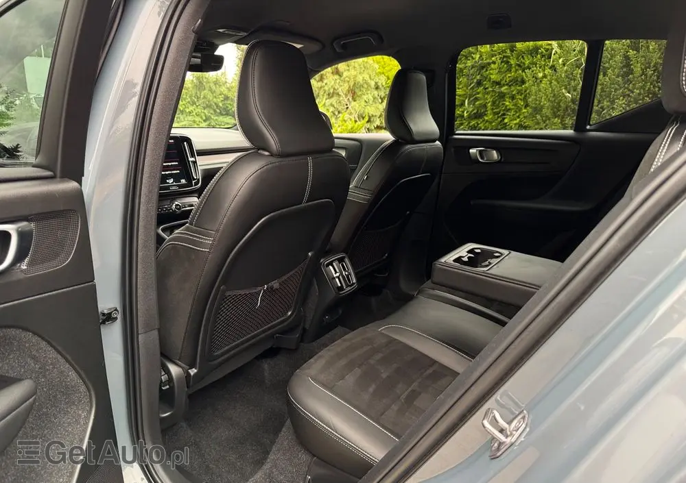 VOLVO XC 40 B4 B Geartronic RDesign