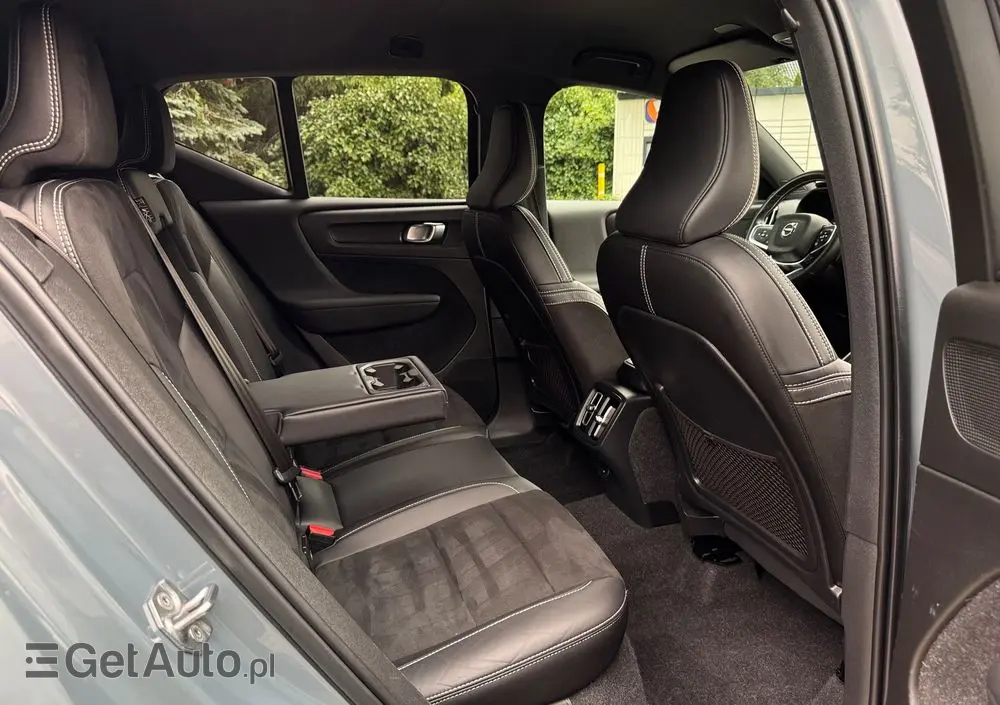 VOLVO XC 40 B4 B Geartronic RDesign
