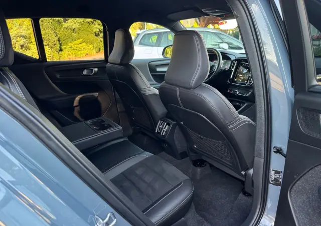 VOLVO XC 40 B4 B Geartronic RDesign