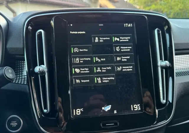 VOLVO XC 40 B4 B Geartronic RDesign