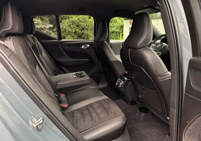 VOLVO XC 40 B4 B Geartronic RDesign