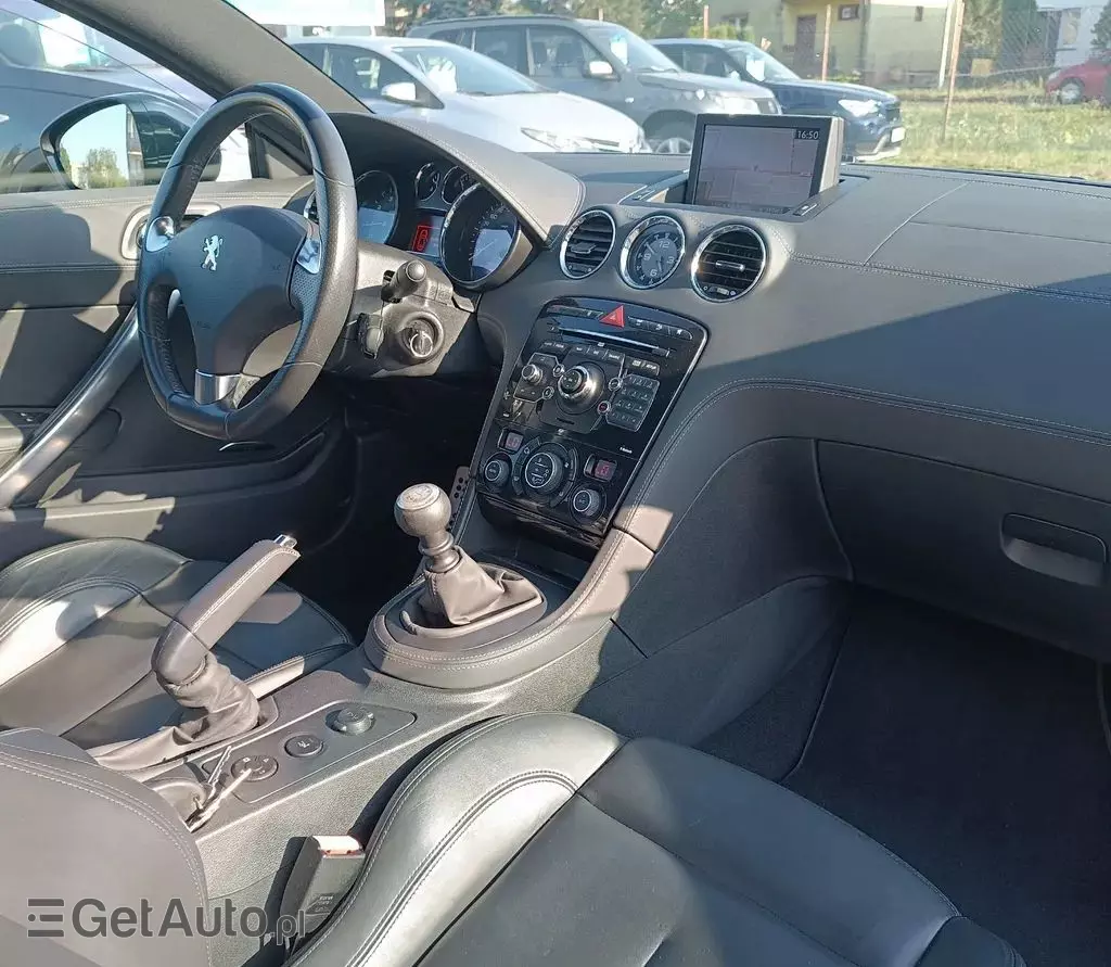 PEUGEOT RCZ 