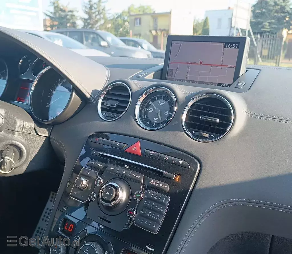 PEUGEOT RCZ 