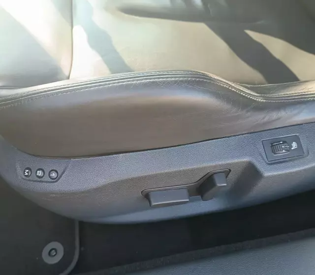 PEUGEOT RCZ 