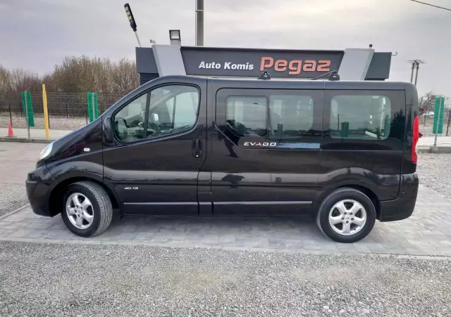 RENAULT Trafic 2.0 dCi 115 Generation L1H1 Evado