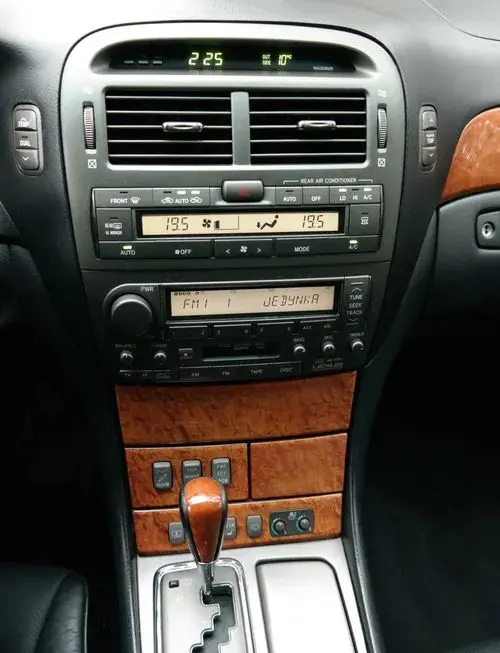 LEXUS LS 